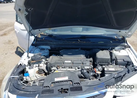 2012 Hyundai Elantra Touring Gls from USA, damaged, VIN KMHDC8AE2CU155160